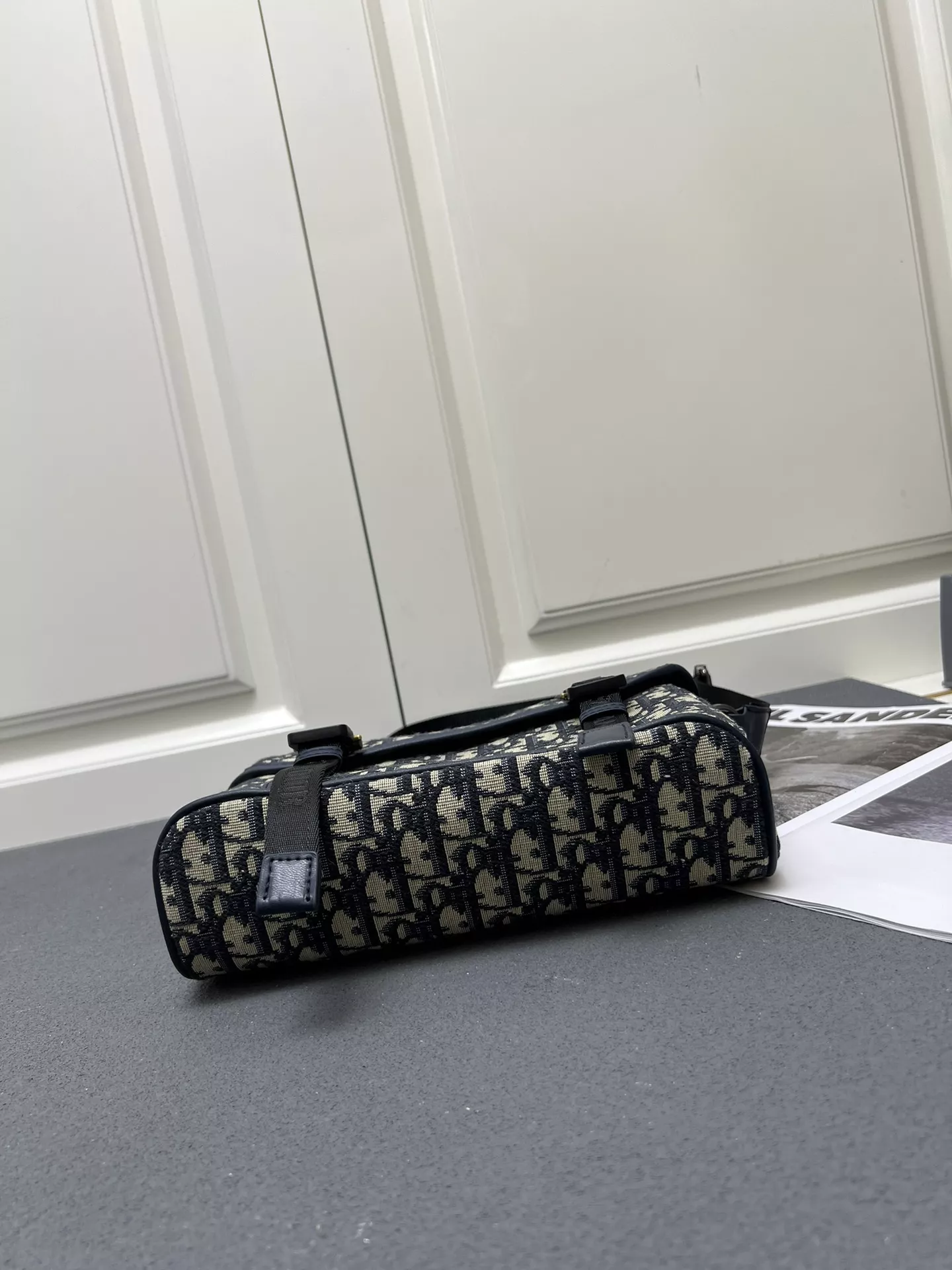 Fashionable 8552 Christian Dior AAA Man Messenger Bags