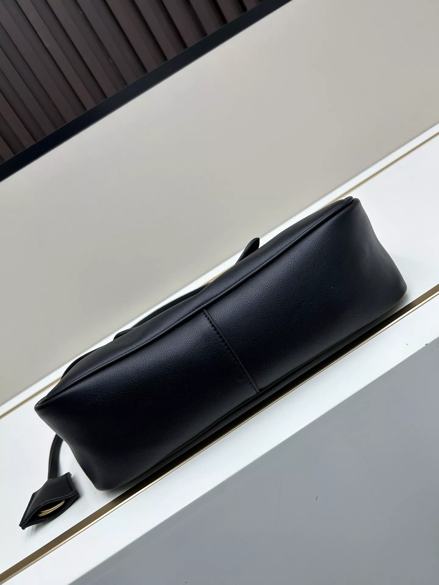 Fashionable 8556 Balenciaga AAA Quality Shoulder Bags For Women