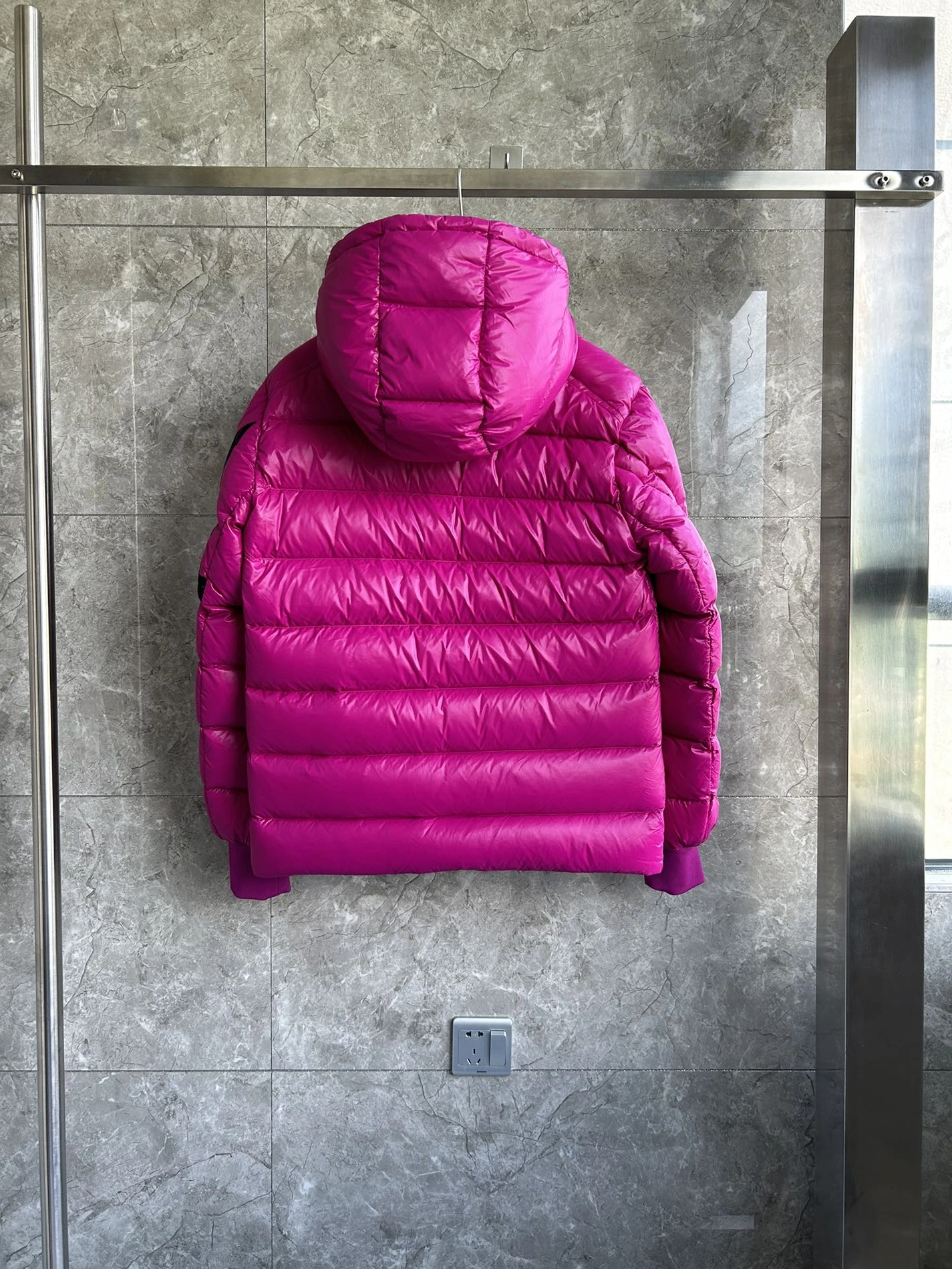 Fashionable 895 Moncler Down Feather Coat Long Sleeved For Men