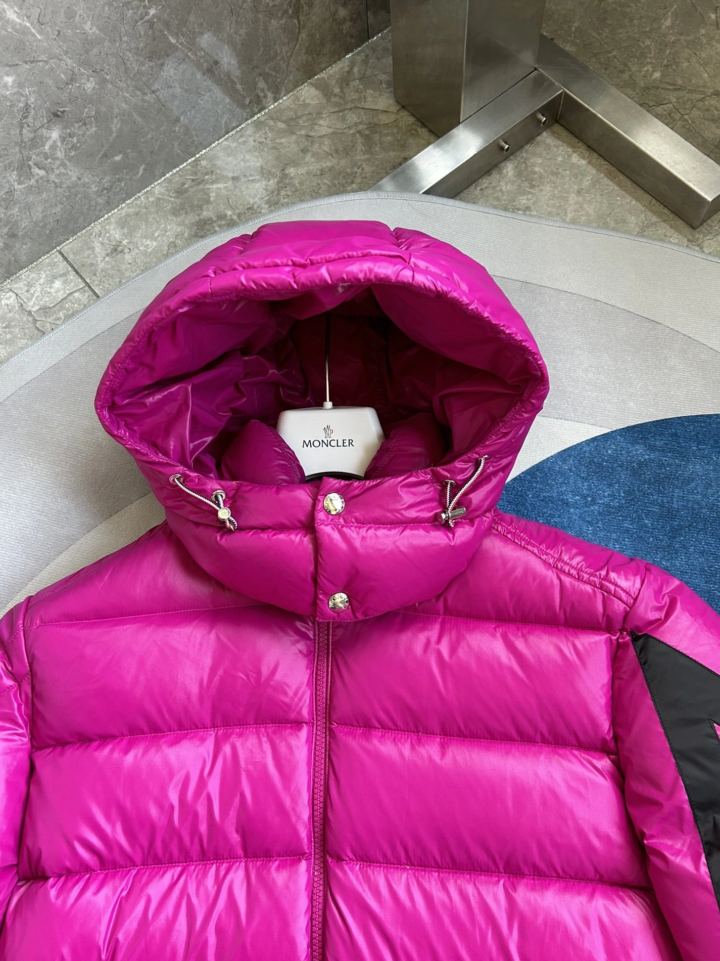 Fashionable 895 Moncler Down Feather Coat Long Sleeved For Men