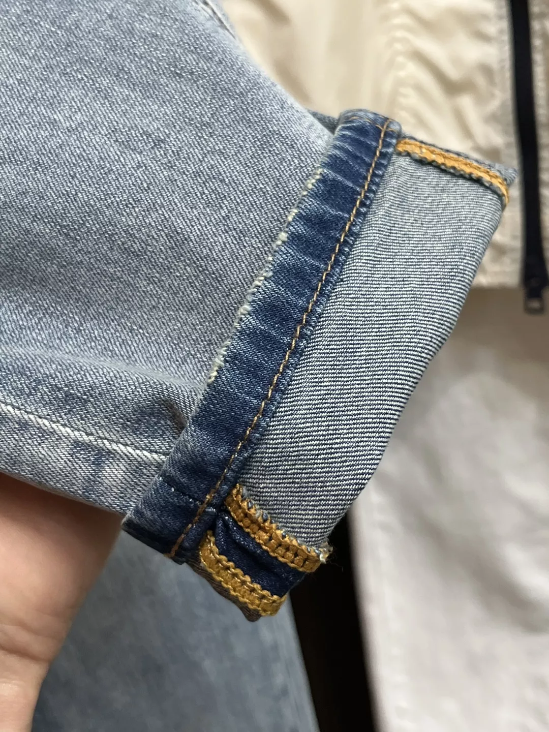 Fashionable 8955 Louis Vuitton LV Jeans For Men