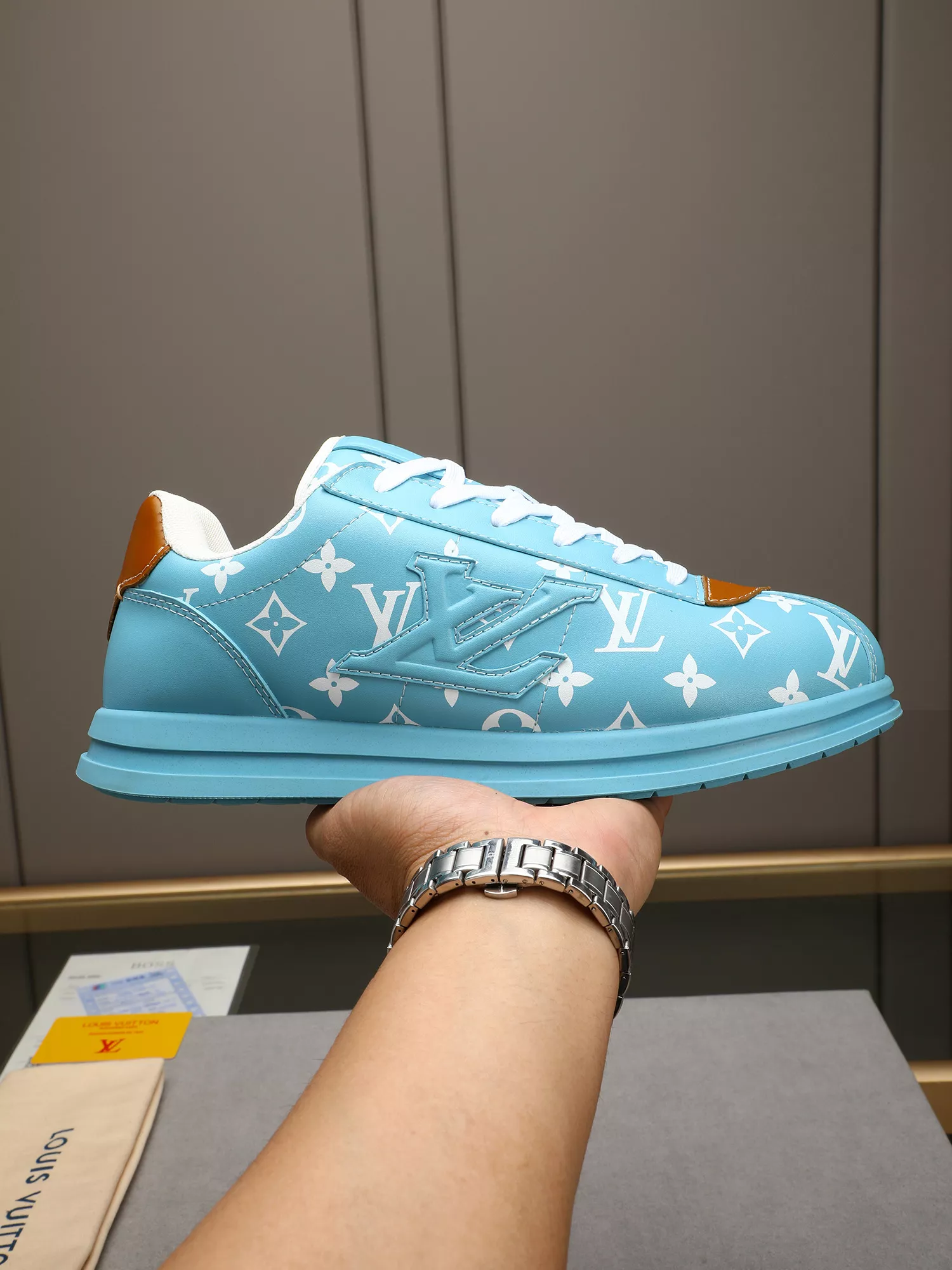Fashionable 8975 Louis Vuitton Casual Shoes For Men