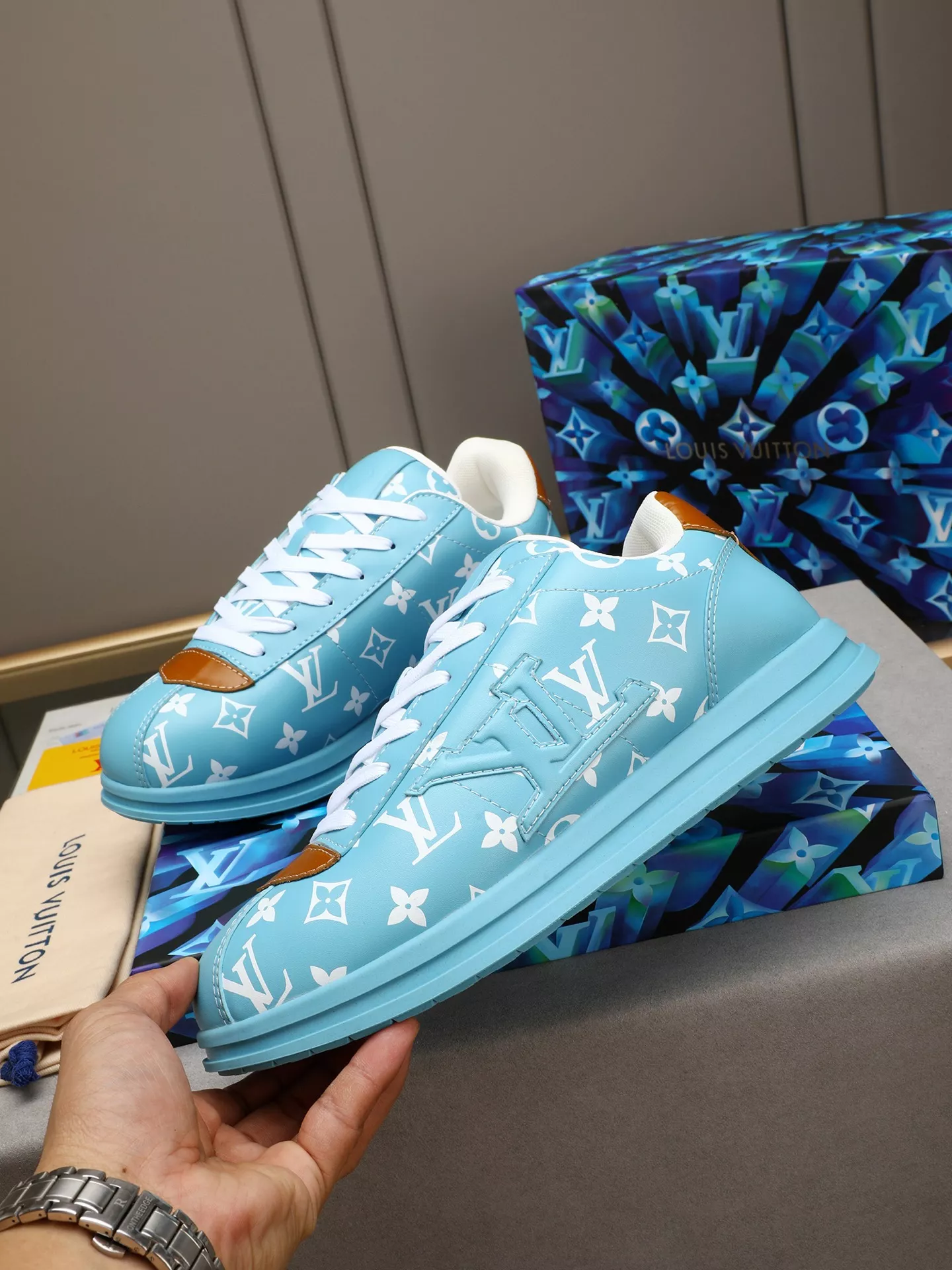 Fashionable 8975 Louis Vuitton Casual Shoes For Men