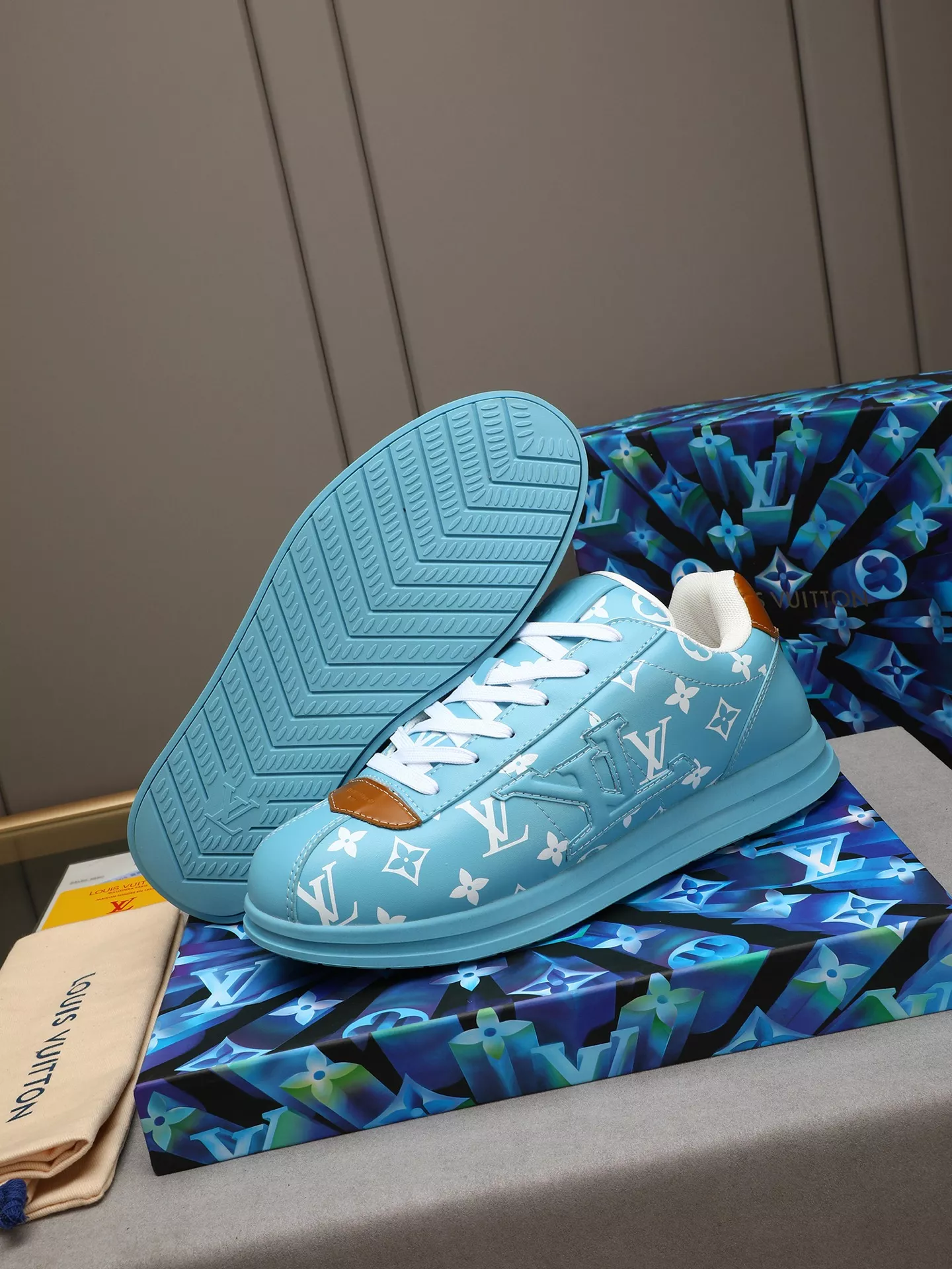 Fashionable 8975 Louis Vuitton Casual Shoes For Men