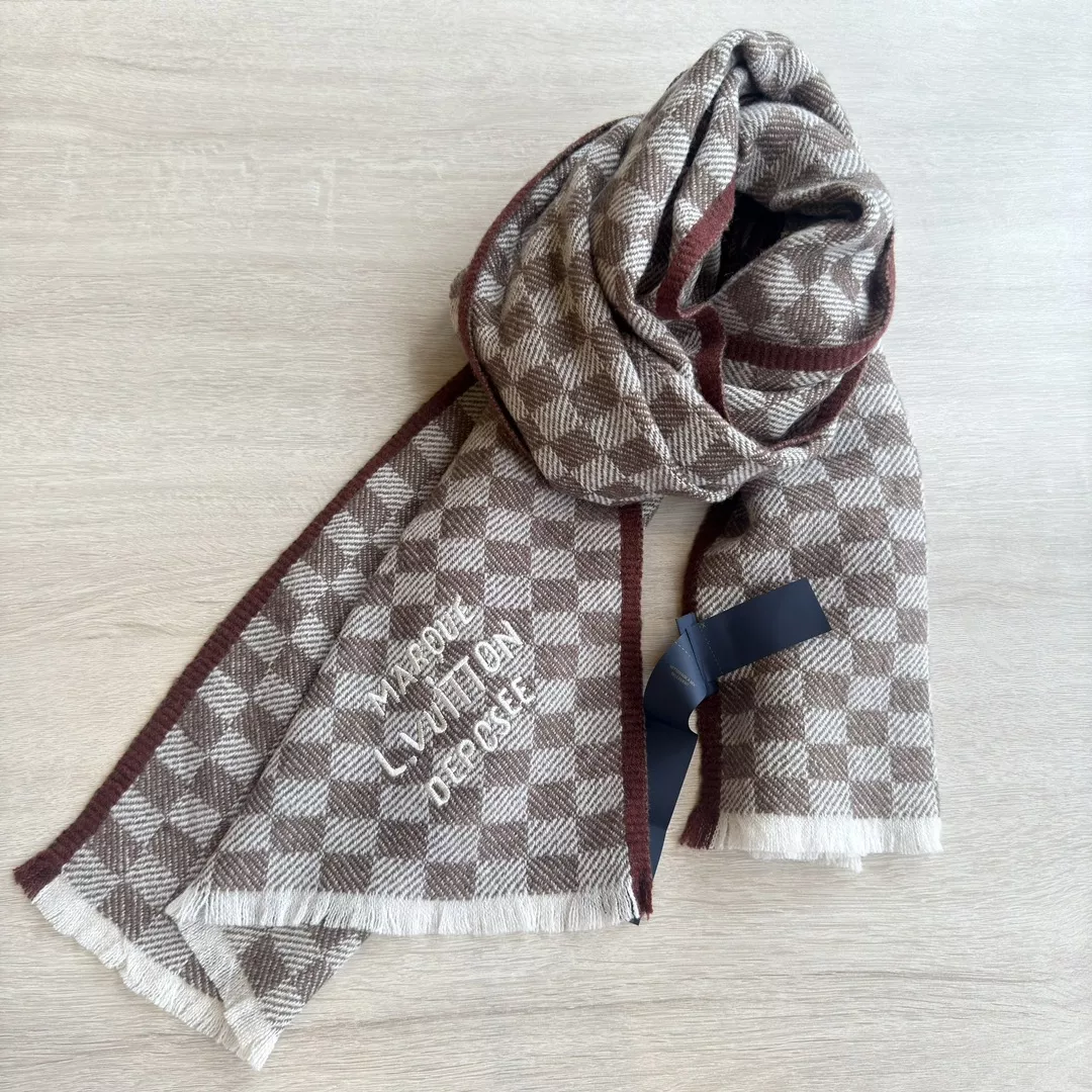 Fashionable 9045 Louis Vuitton Scarf For Unisex