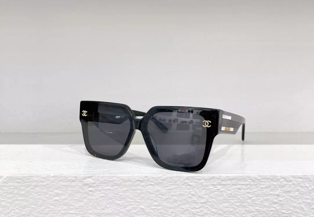 Fashionable 9050 Chanel AAA Quality Sunglasses