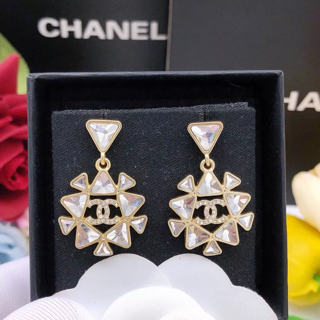 Fashionable 9103 Chanel Earrings For Women