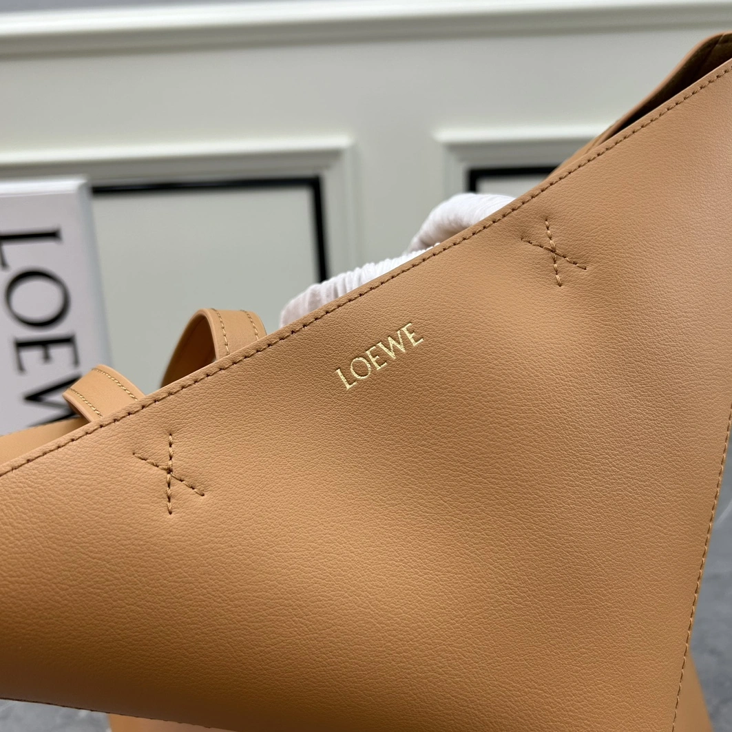 Fashionable 9136 LOEWE AAA Quality Shoulder Bags For Women