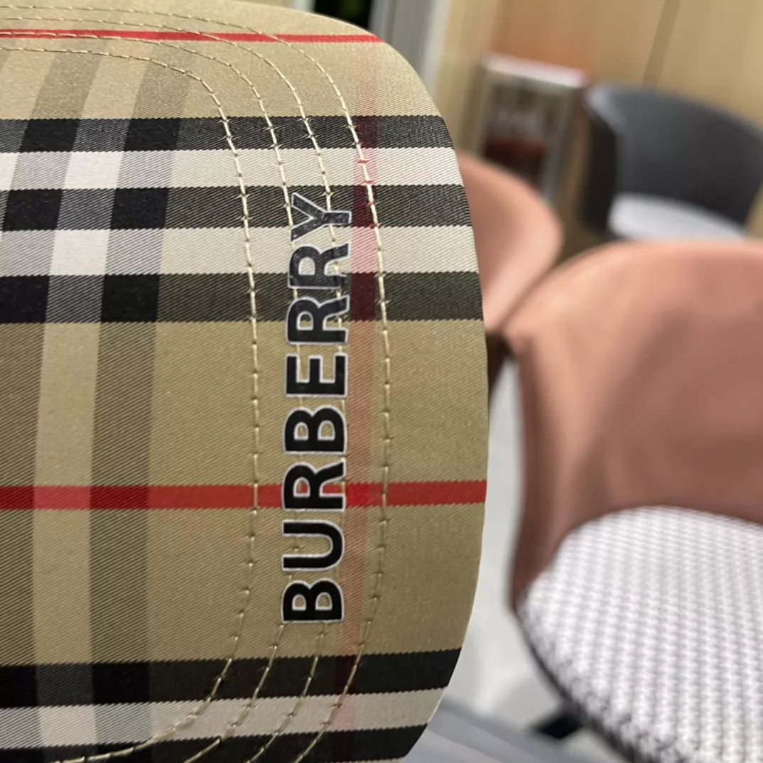 Fashionable 9157 Burberry Caps