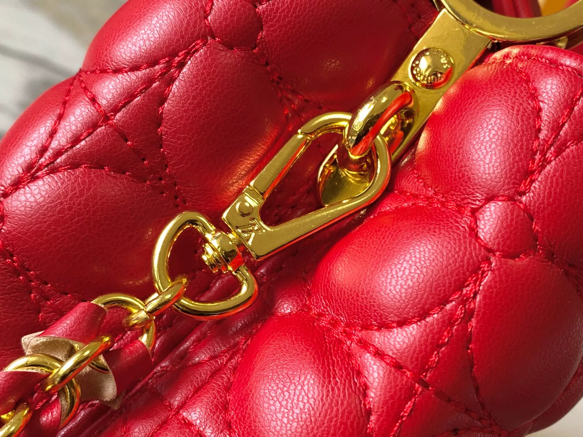 Fashionable 9246 Louis Vuitton AAA Quality Messenger Bags For Women