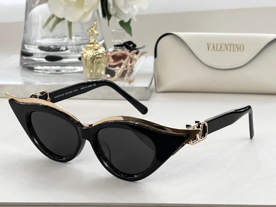 Fashionable 9277 Valentino AAA Quality Sunglasses