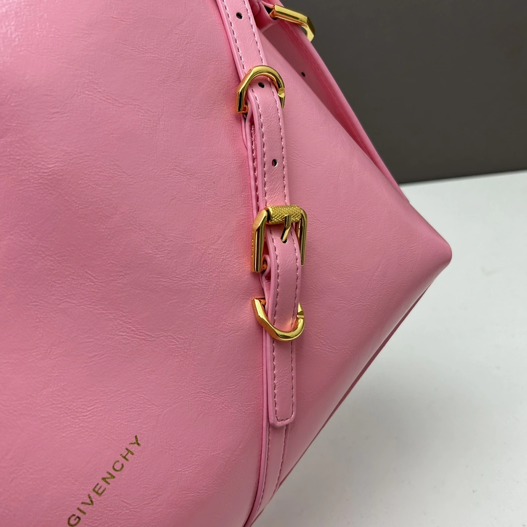 Fashionable 9461 Givenchy AAA Quality Shoulder Bags For Women
