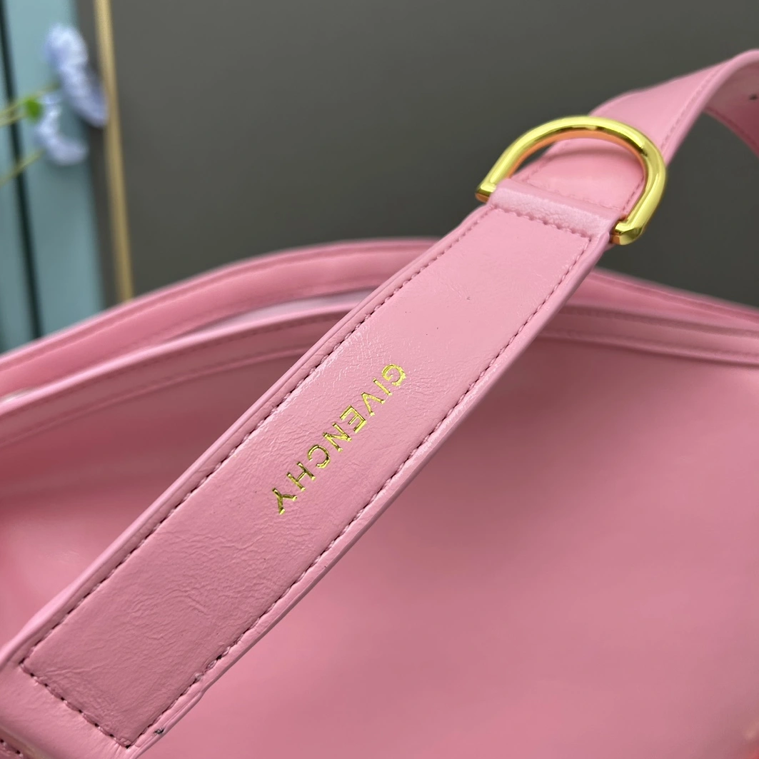 Fashionable 9461 Givenchy AAA Quality Shoulder Bags For Women