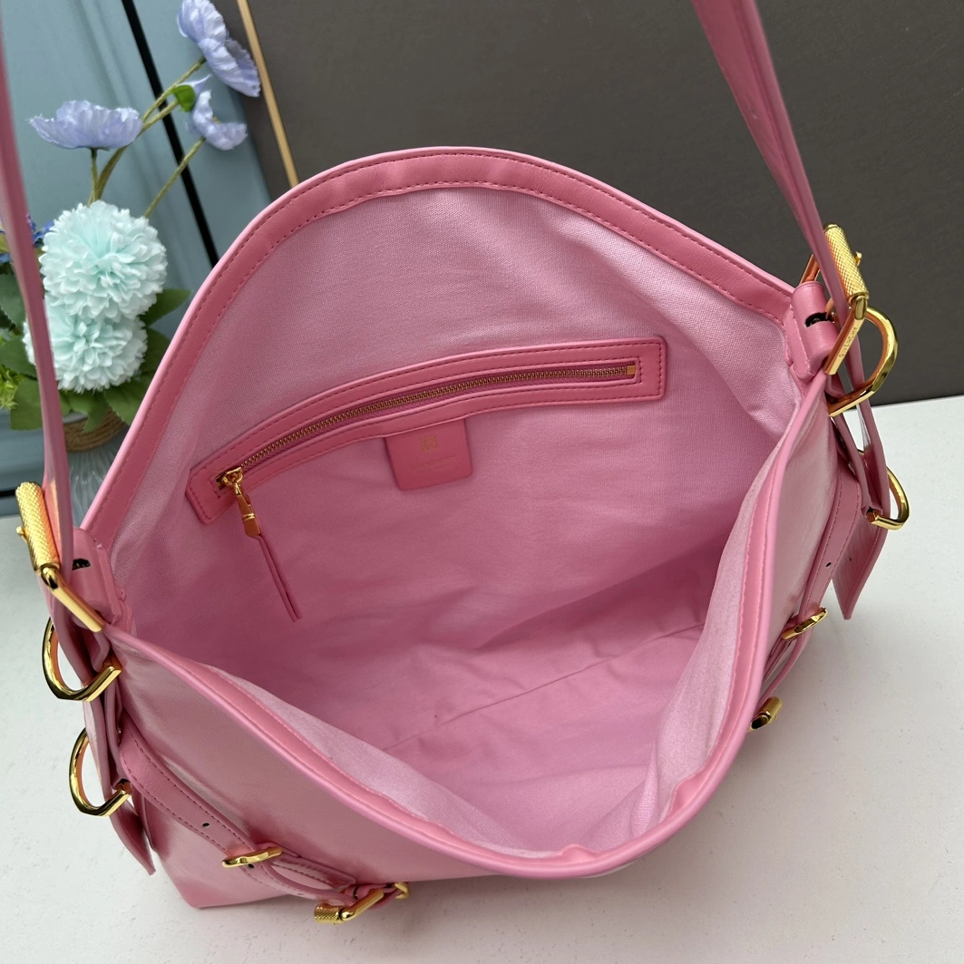 Fashionable 9461 Givenchy AAA Quality Shoulder Bags For Women