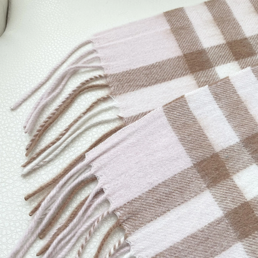 Fashionable 9641 Burberry Scarf
