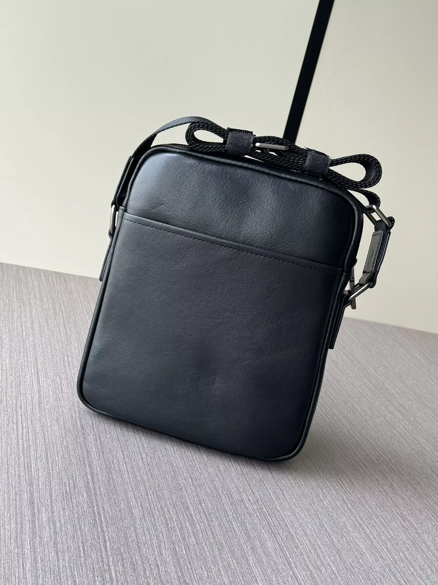 Fashionable 9721 Prada AAA Man Messenger Bags