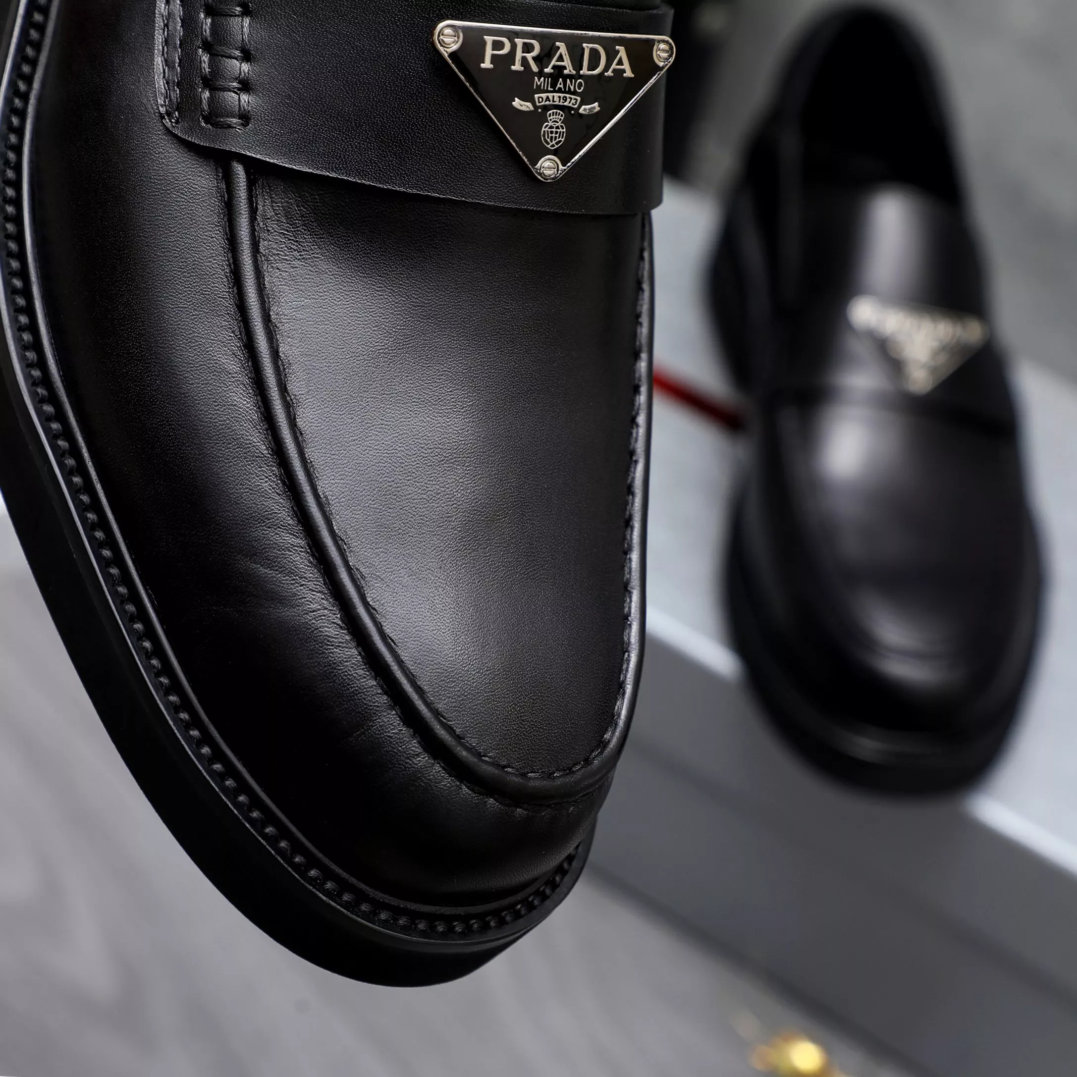 Fashionable 9775 Prada Leather Shoes For Men