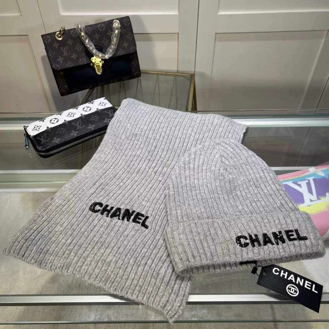 Fashionable 993 Chanel Hat and Scarf Set