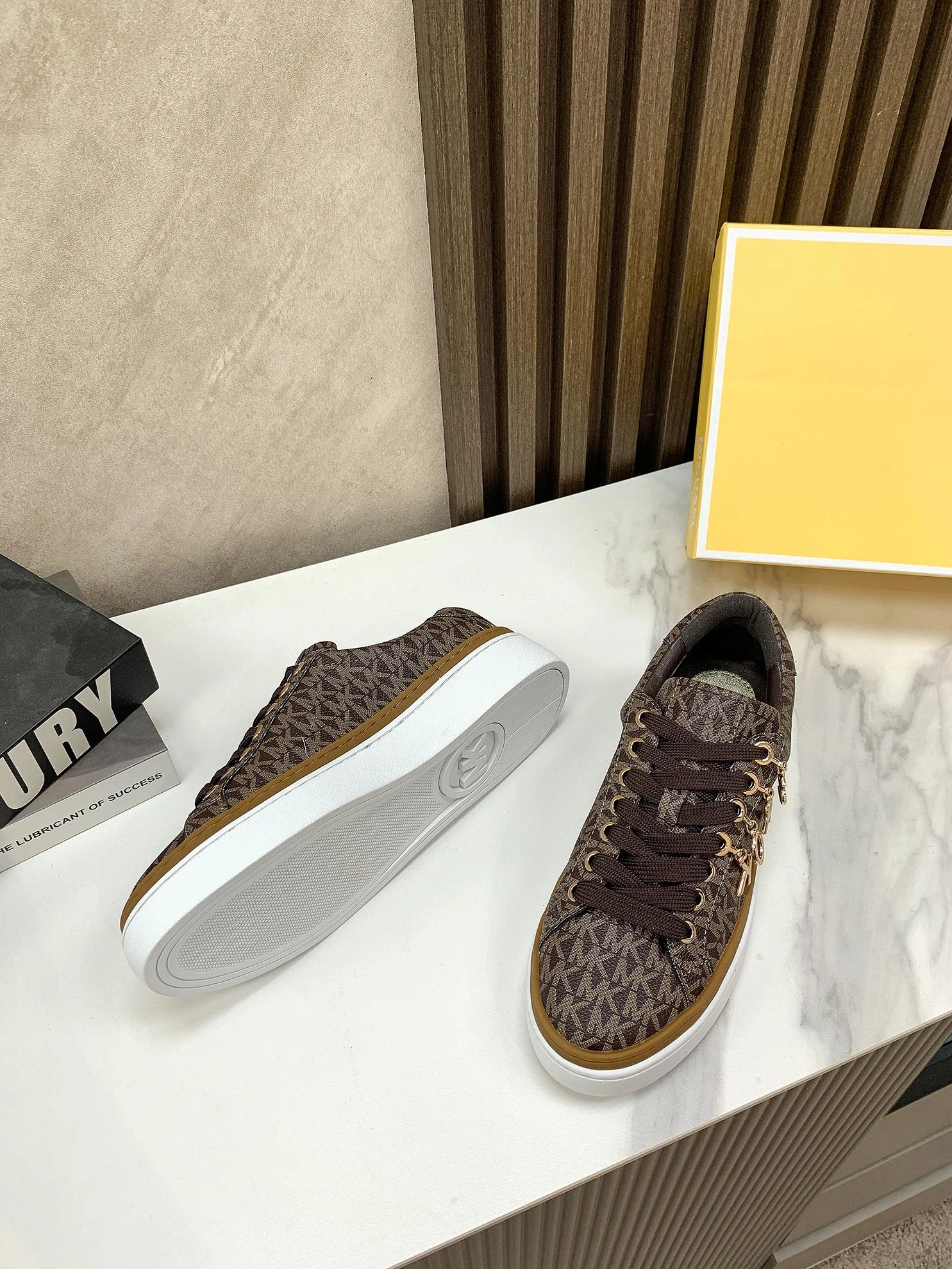 Fashionable 9951 Michael Kors Casual Shoes For Women