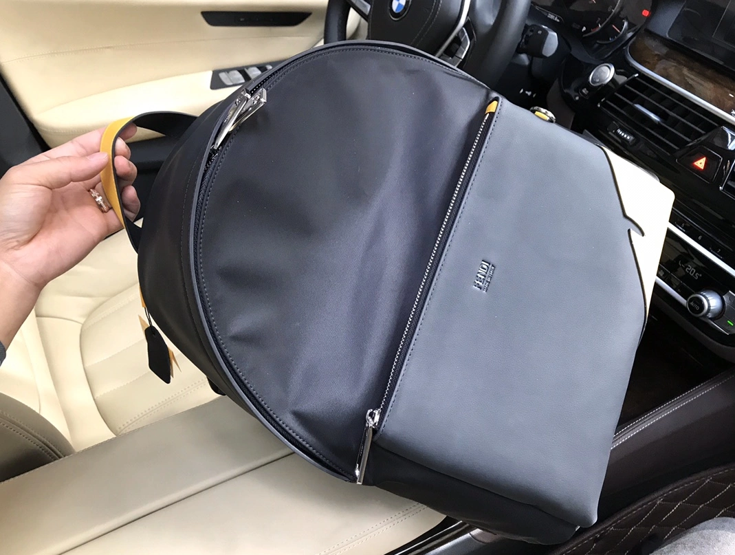 Fendi AAA Man Backpacks EasyMatch 3770
