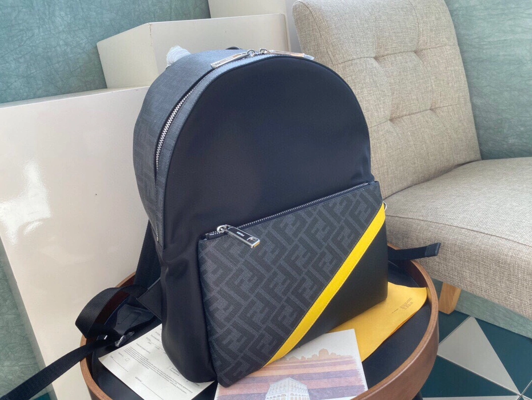 Fendi AAA Man Backpacks GoodFit 7913