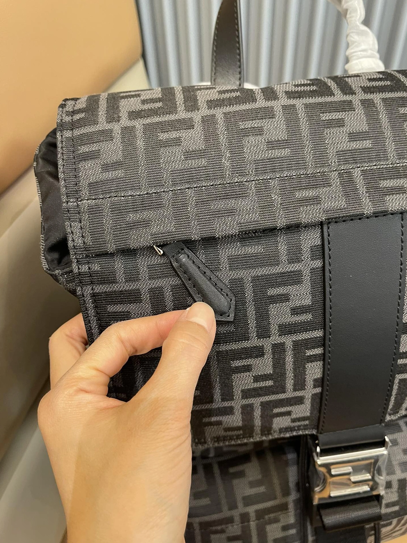Fendi AAA Man Backpacks Reliable 2622