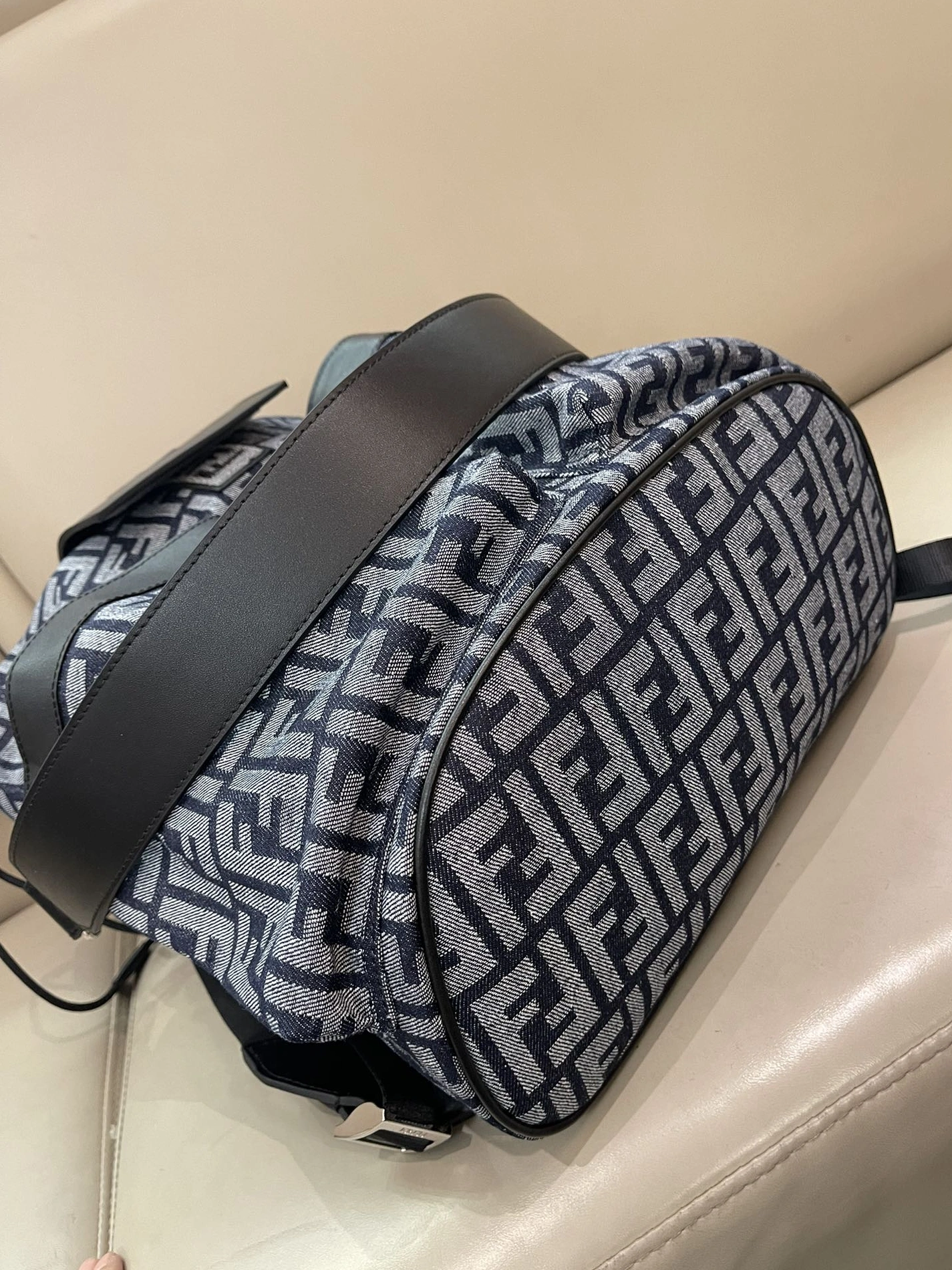 Fendi AAA Man Backpacks SmartChoice 7002