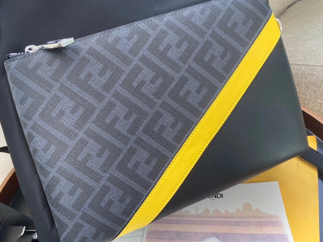 Fendi AAA Man Backpacks Soft 5465