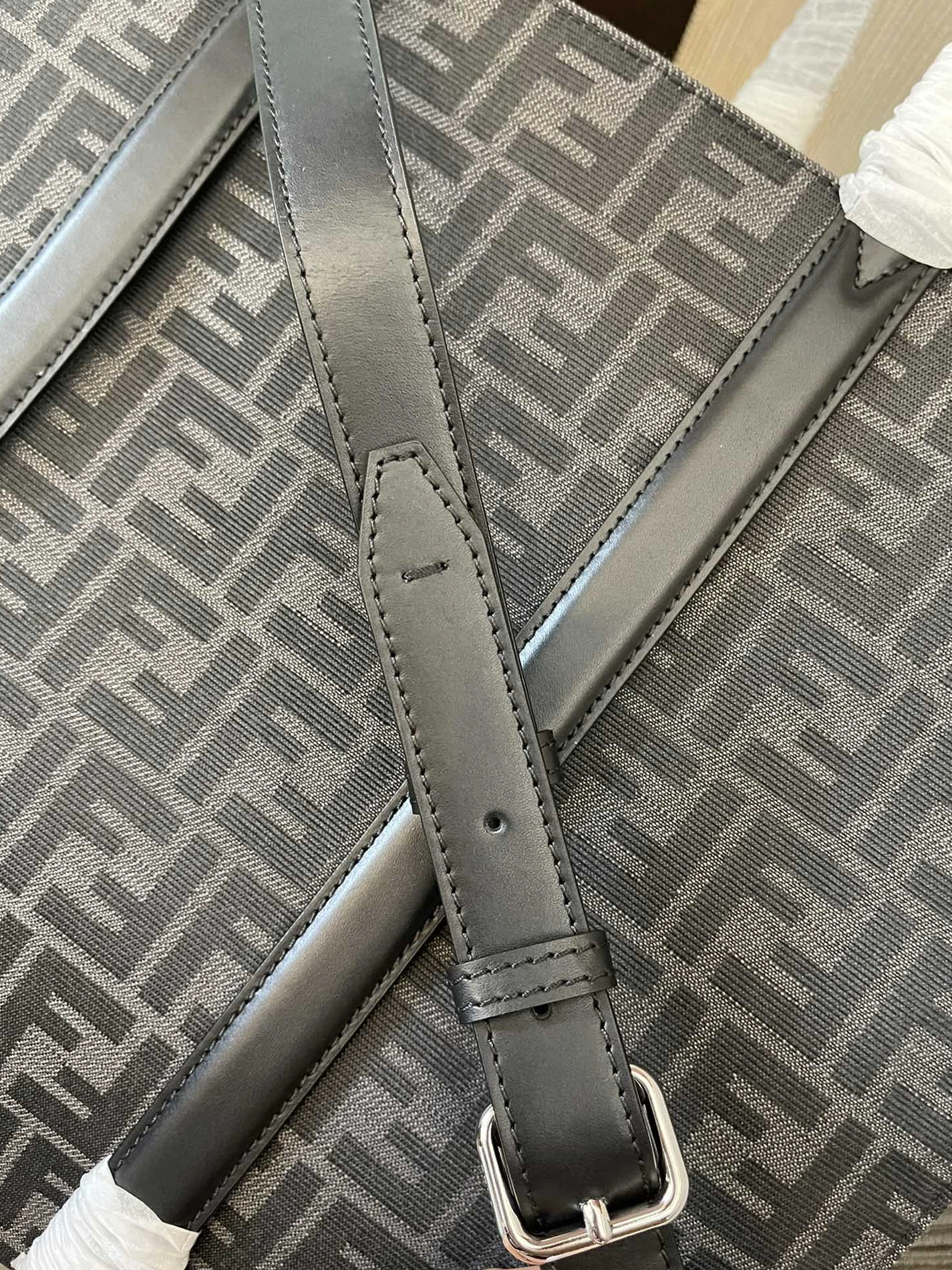 Fendi AAA Man Handbags Affordable 8395