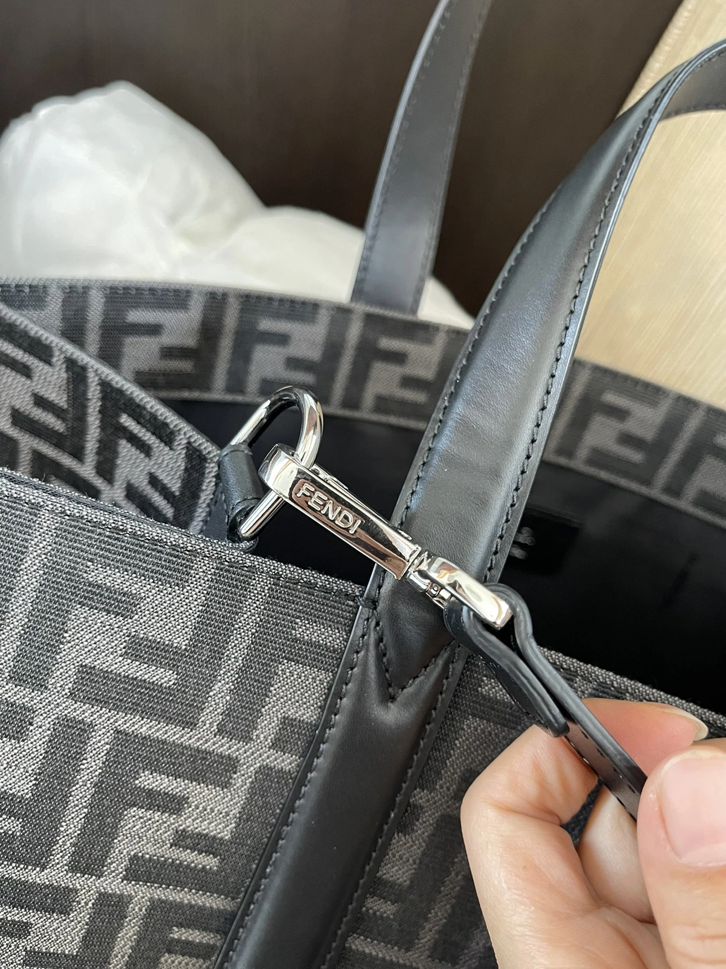 Fendi AAA Man Handbags Affordable 8395