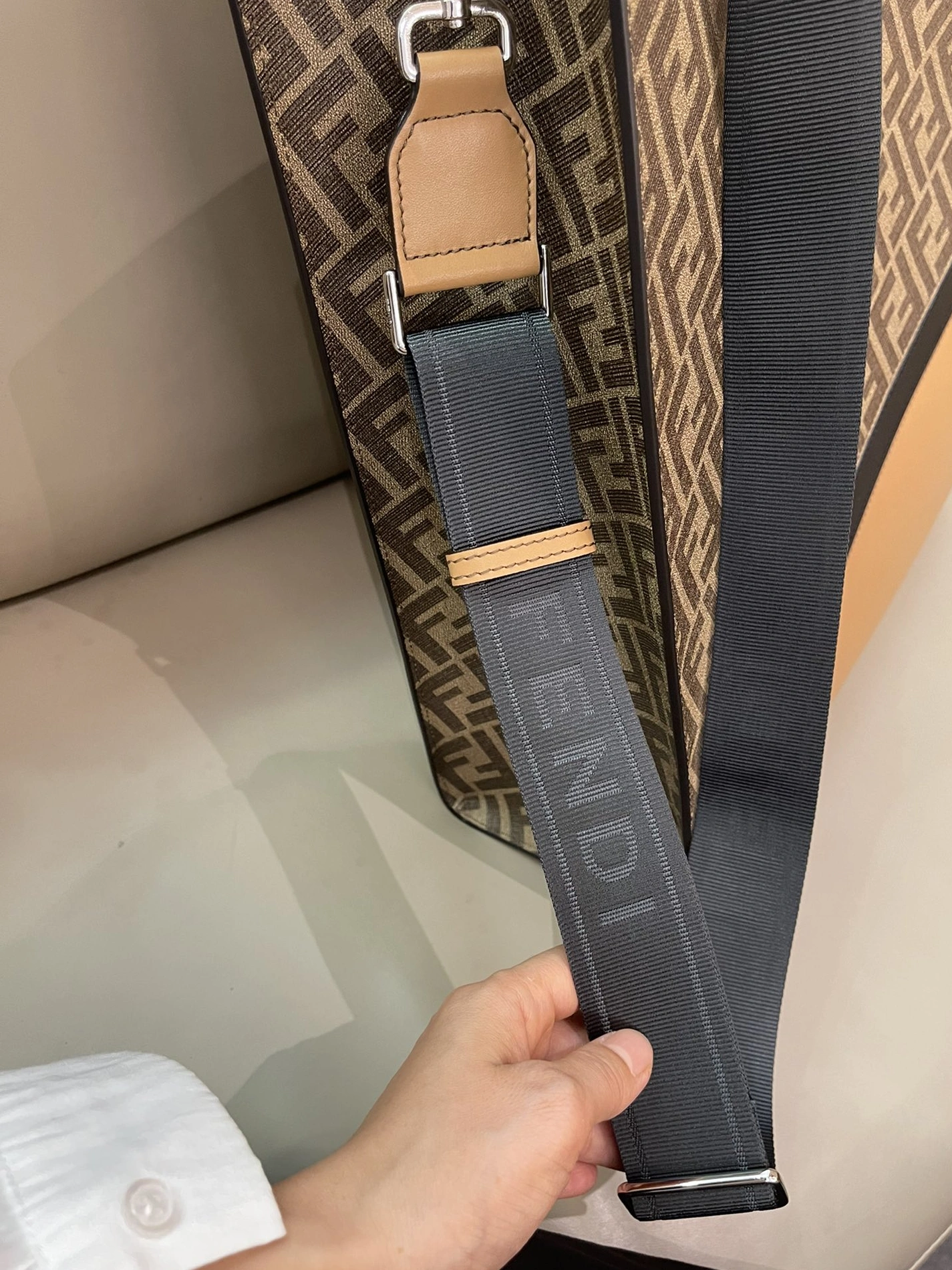 Fendi AAA Man Handbags Flexible 7172