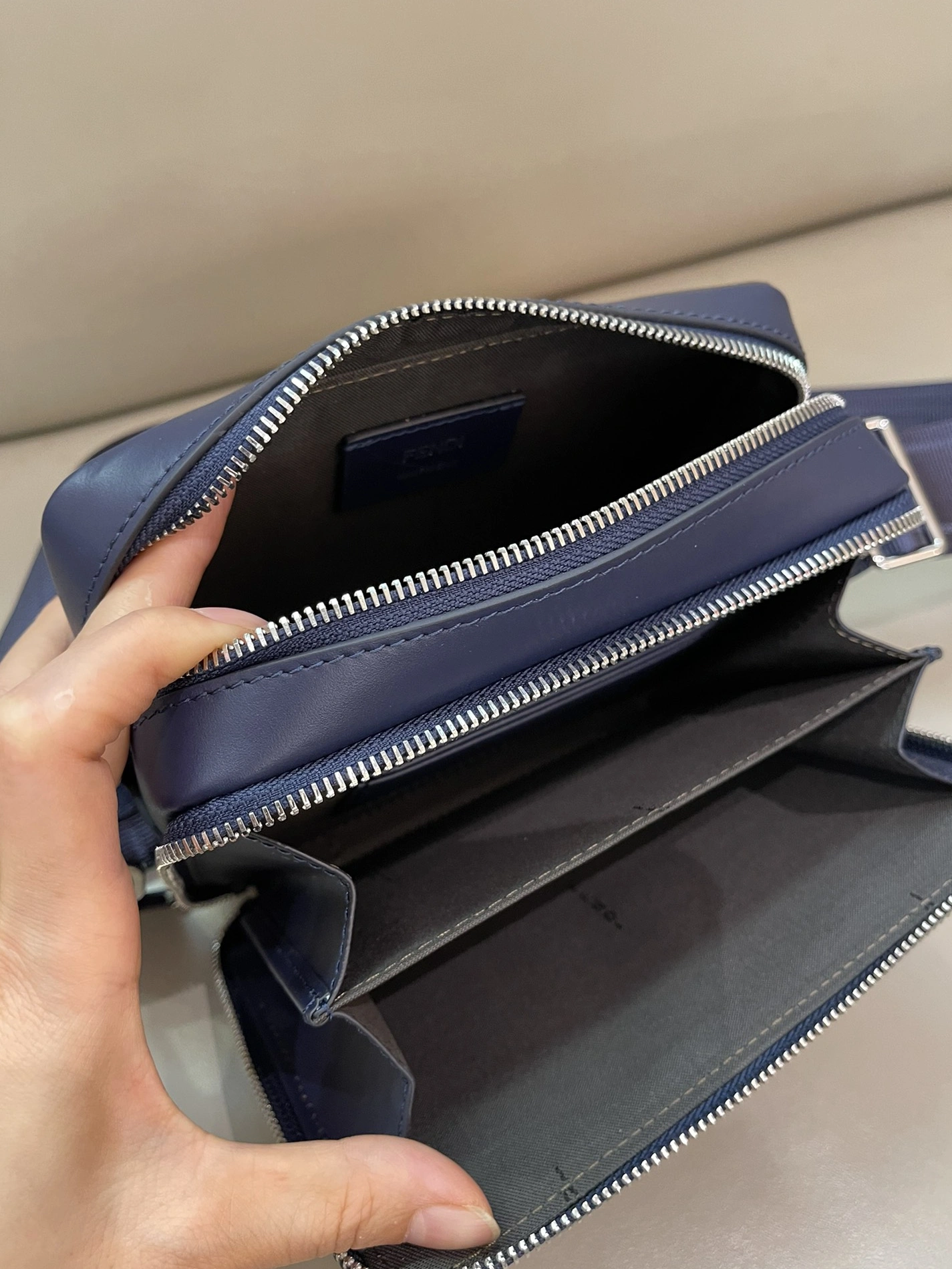 Fendi AAA Man Messenger Bags Affordable 819