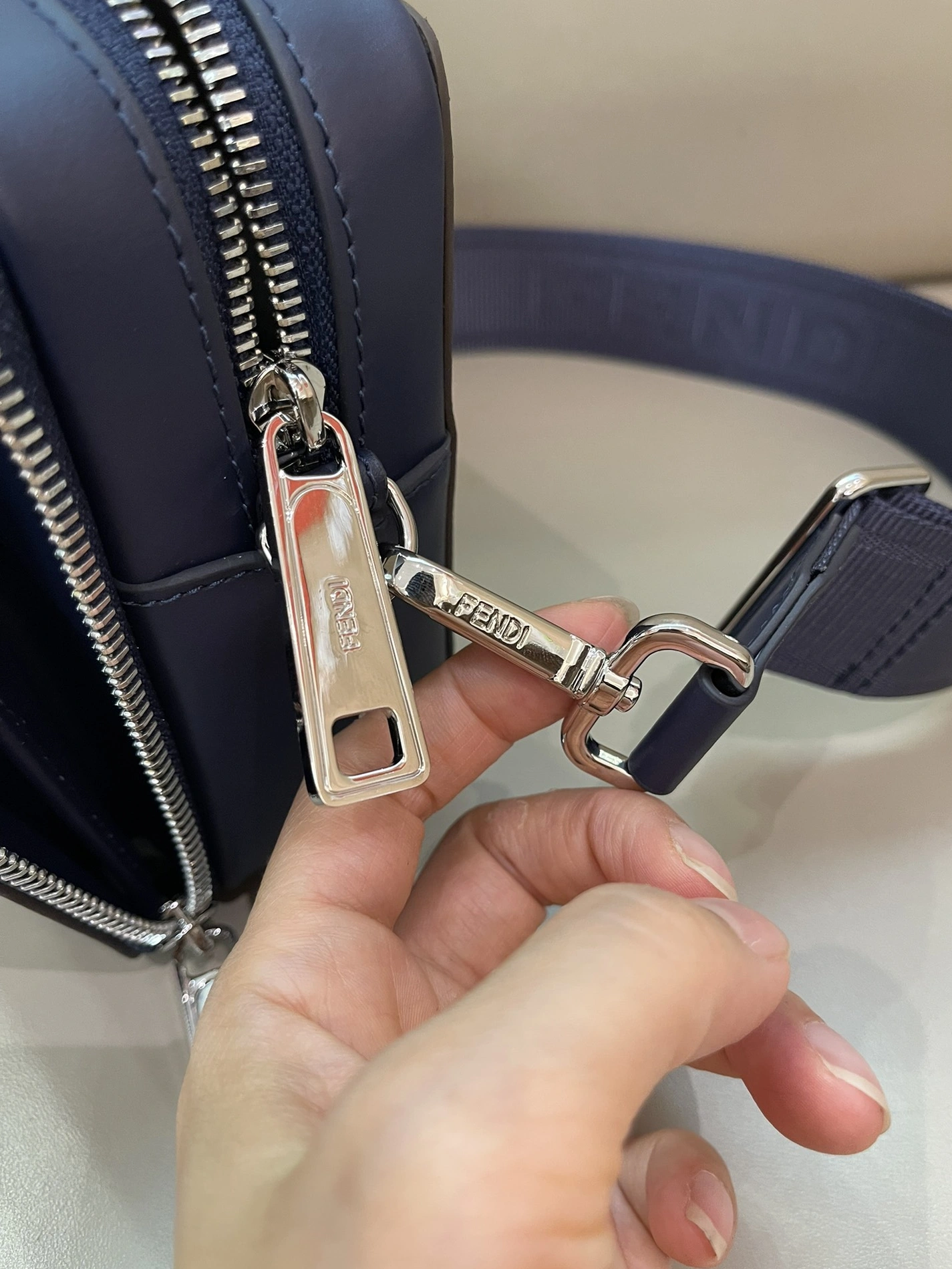 Fendi AAA Man Messenger Bags Affordable 819