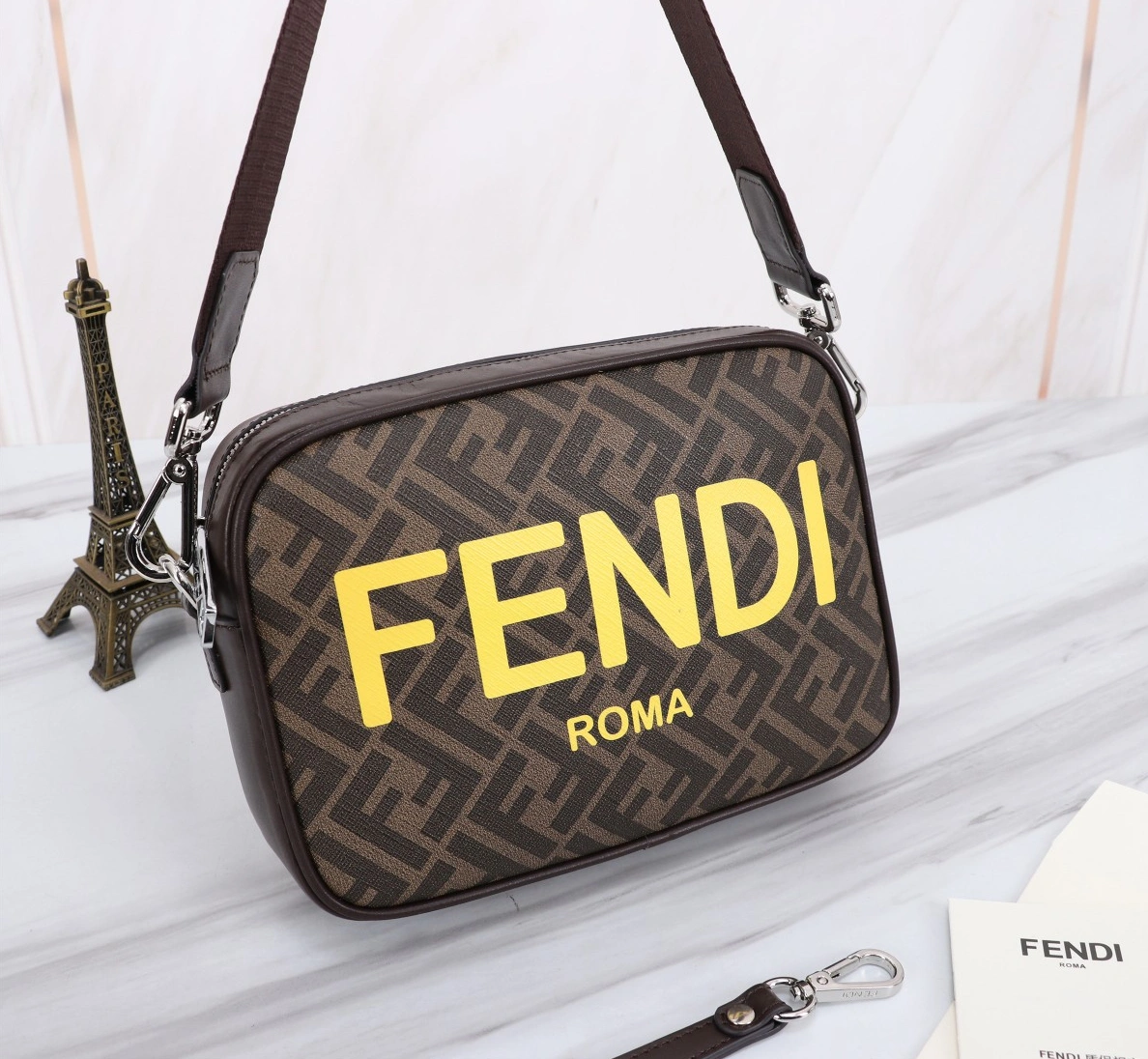 Fendi AAA Man Messenger Bags Breathable 1199