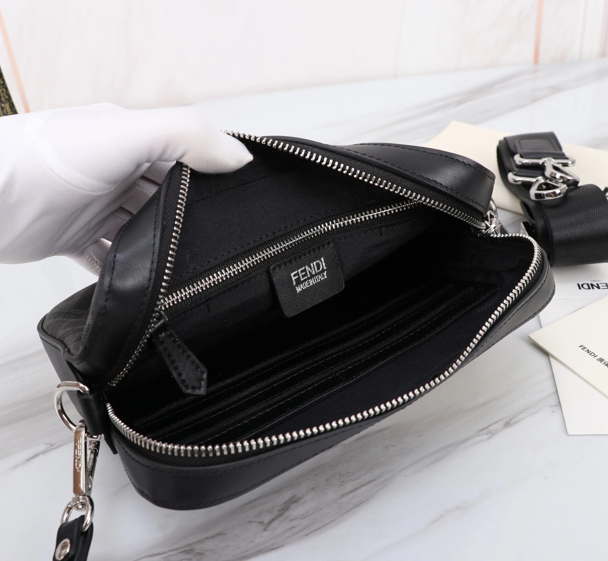 Fendi AAA Man Messenger Bags Breathable 3687