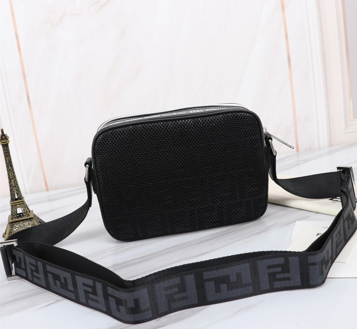 Fendi AAA Man Messenger Bags Resilient 6575