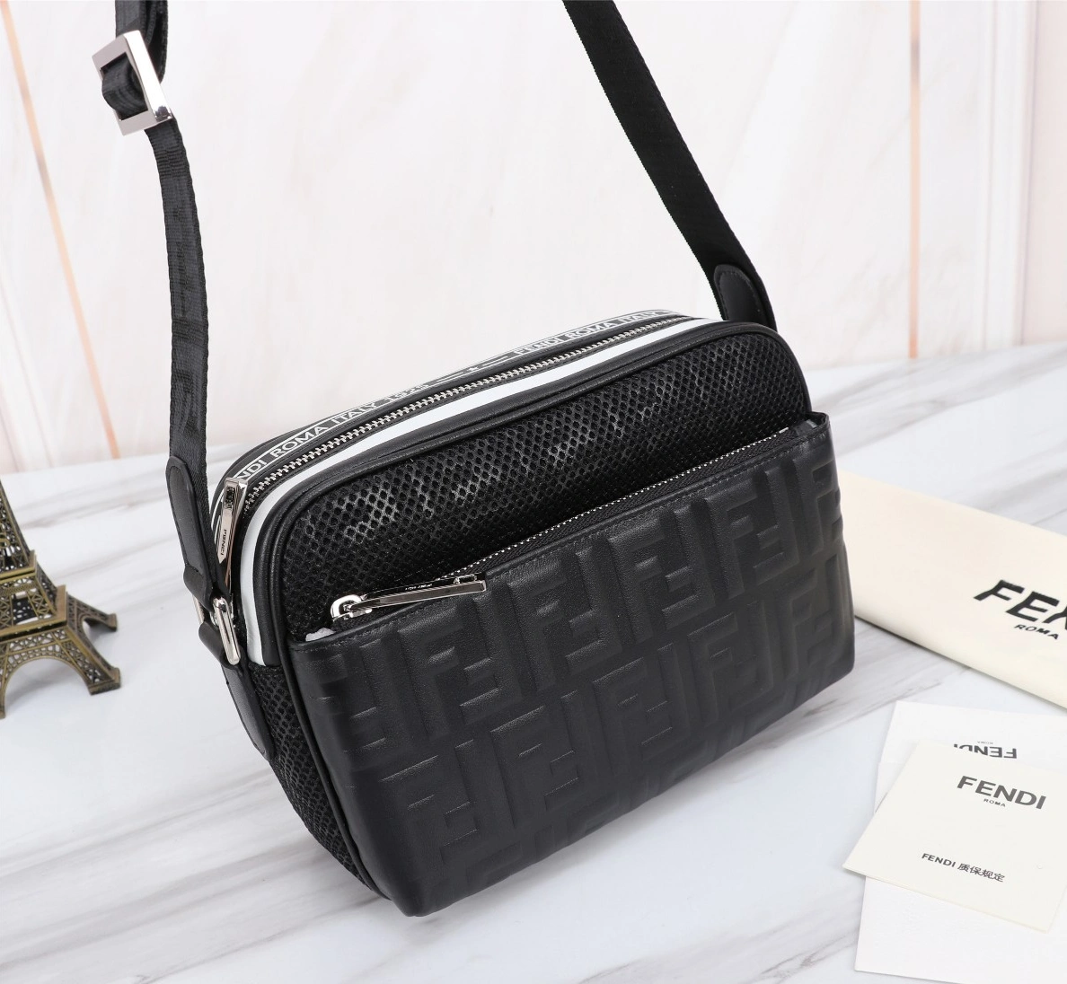 Fendi AAA Man Messenger Bags Resilient 6575
