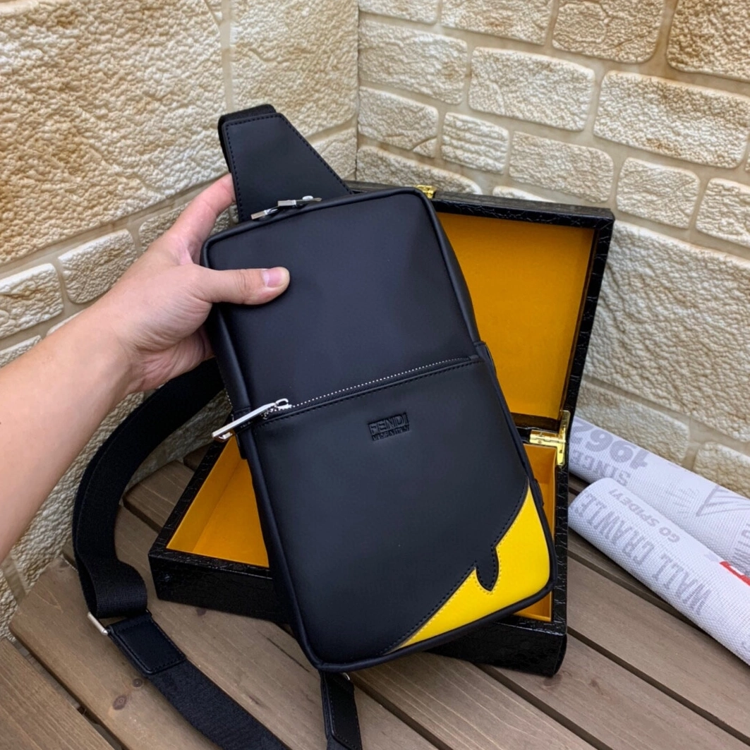 Fendi AAA Man Messenger Bags SportInspired 7076
