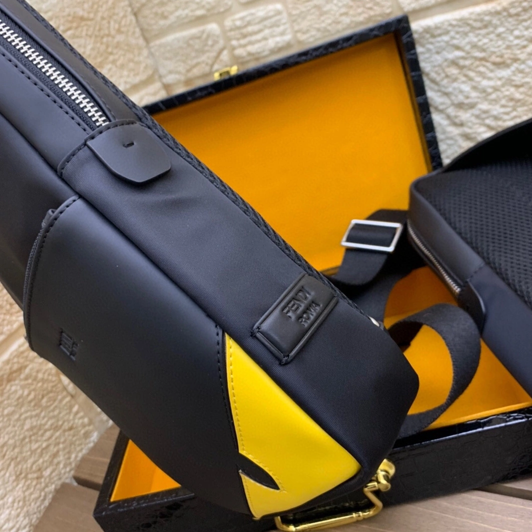 Fendi AAA Man Messenger Bags SportInspired 7076
