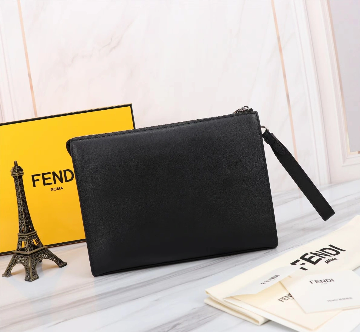Fendi AAA Man Wallets AllSeason 4147