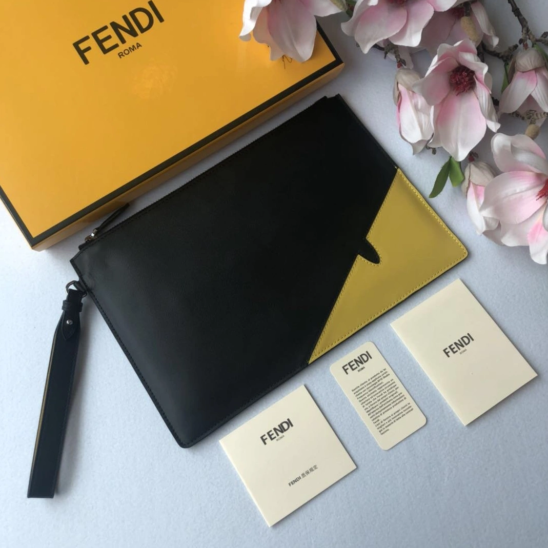 Fendi AAA Man Wallets Comfortable 4638