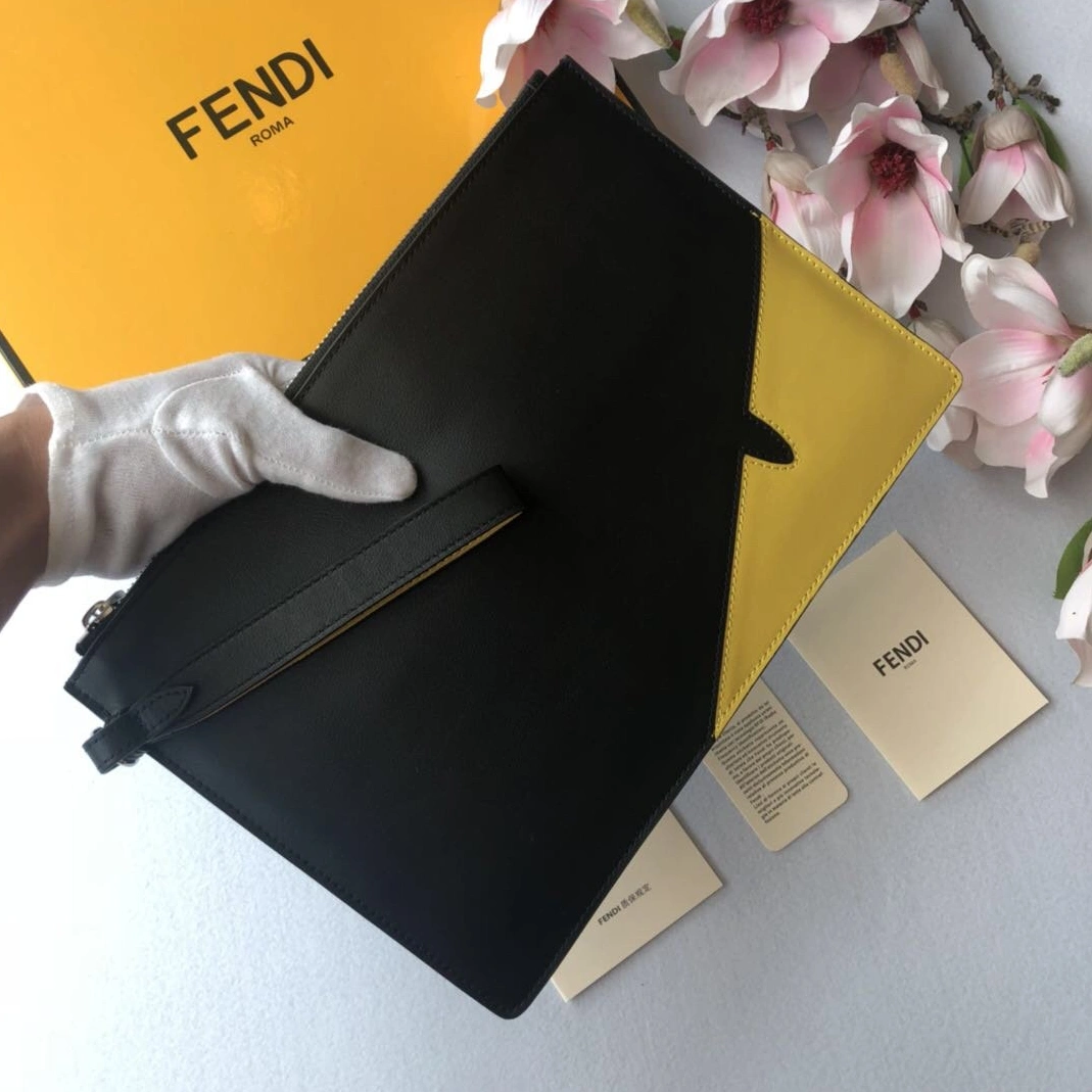 Fendi AAA Man Wallets Comfortable 4638