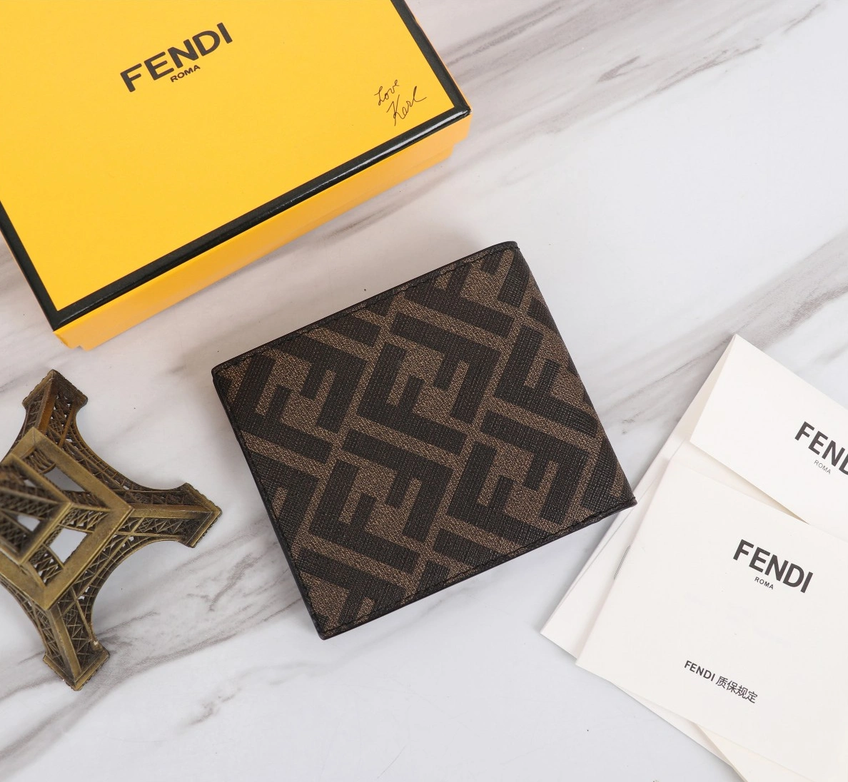 Fendi AAA Man Wallets Comfortable 9342