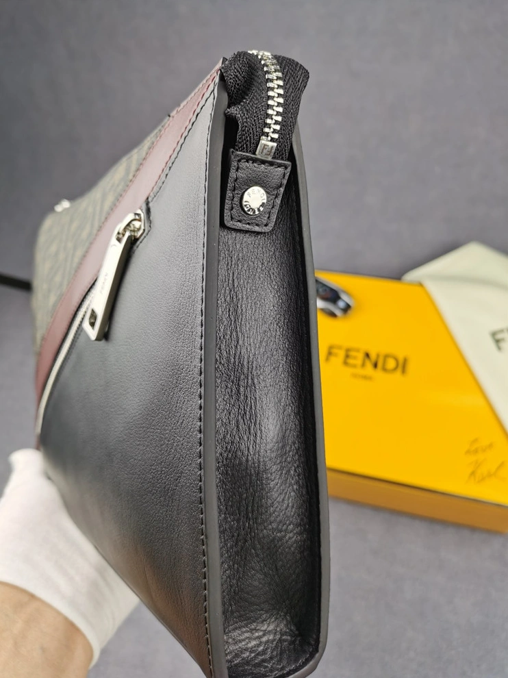 Fendi AAA Man Wallets Cozy 6652