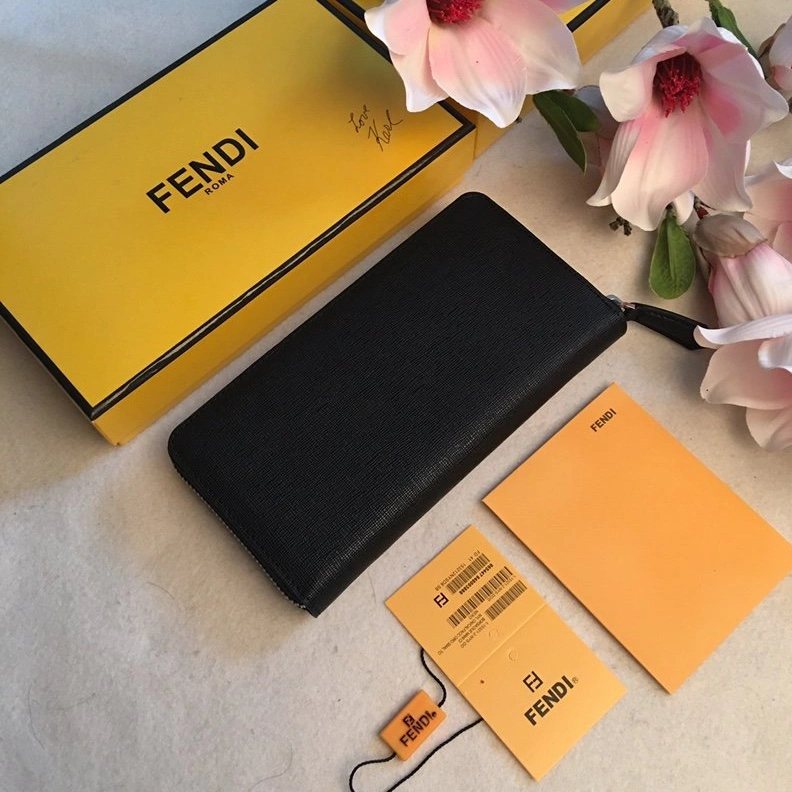 Fendi AAA Man Wallets Elegant 2815
