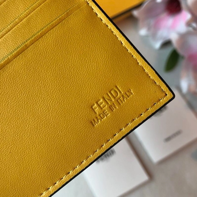 Fendi AAA Man Wallets Fashionable 9589