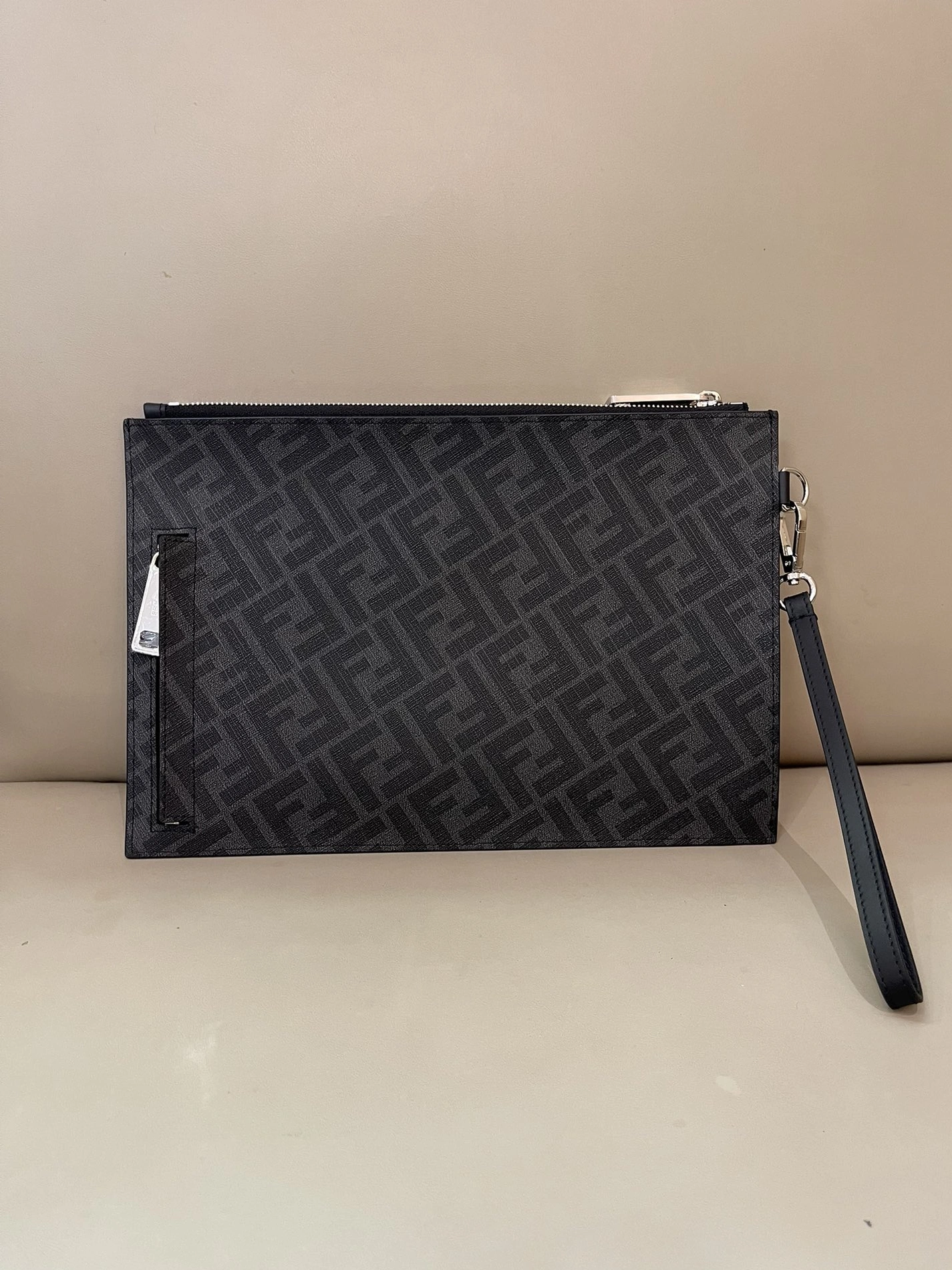 Fendi AAA Man Wallets Functional 2543