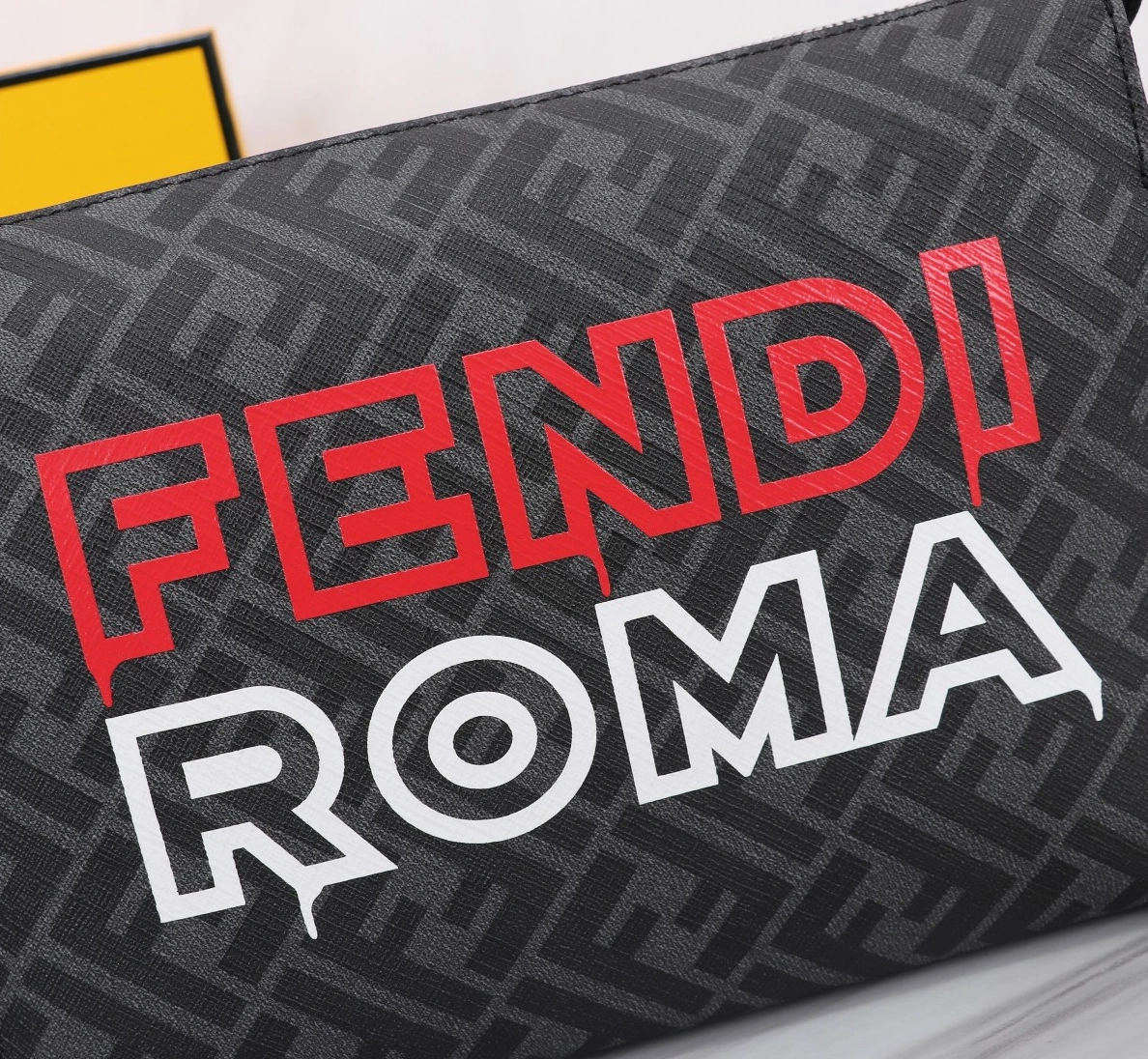 Fendi AAA Man Wallets Functional 4352