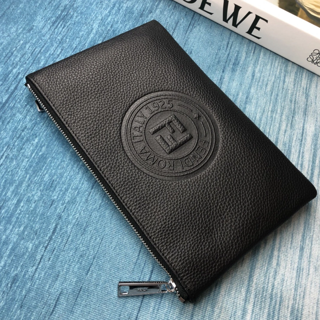Fendi AAA Man Wallets Functional 8830