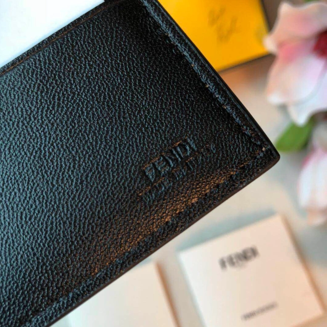 Fendi AAA Man Wallets Modern 1624